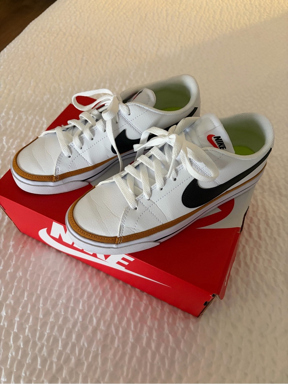 Nike Women’s White Sneakers with Black Swoosh and Brown Trim - Picture 5 of 9